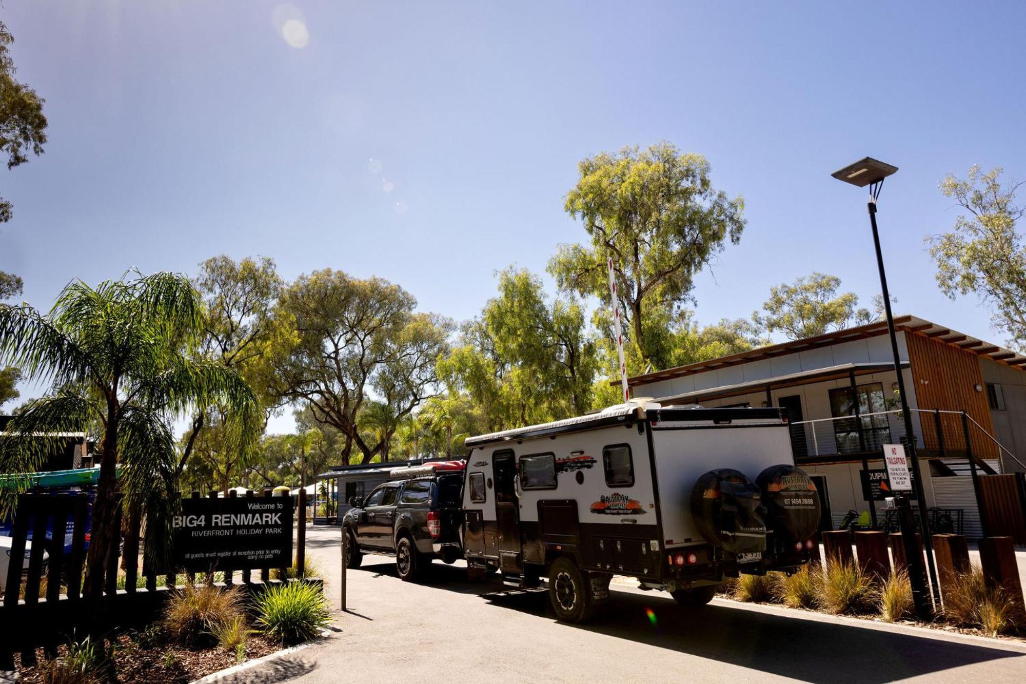 BIG4 Renmark Riverfront Holiday Park Eksteriør billede